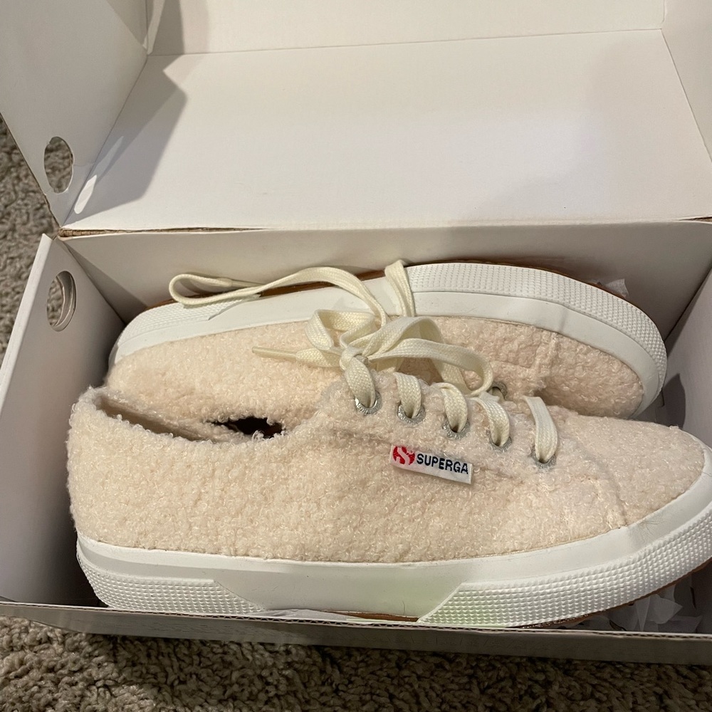 New in box superga shearling ecru sneakers so chic!